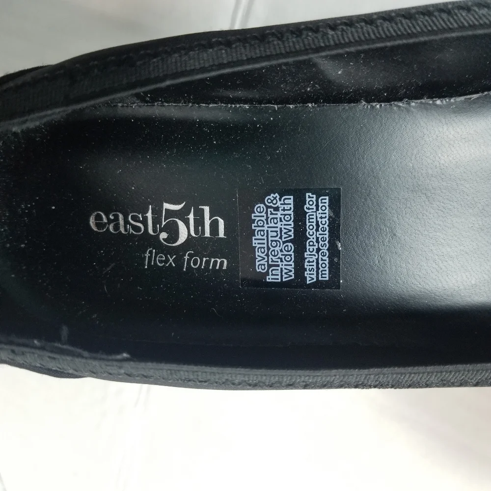 EAST 5TH FLEX FORM BLACK WEDGE DRESS SHOE SIZE 7.5